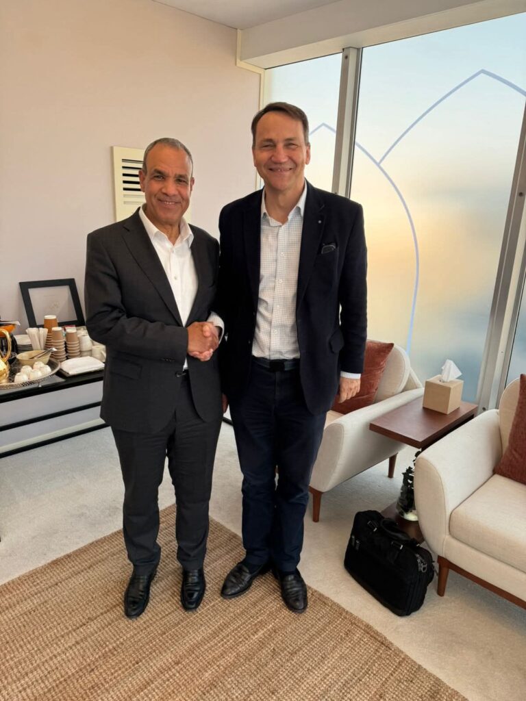 fb_img_17657244370564593025250908456129-768x1024 وزير الخارجية يلتقي نائب رئيس الوزراء ووزير خارجية بولندا