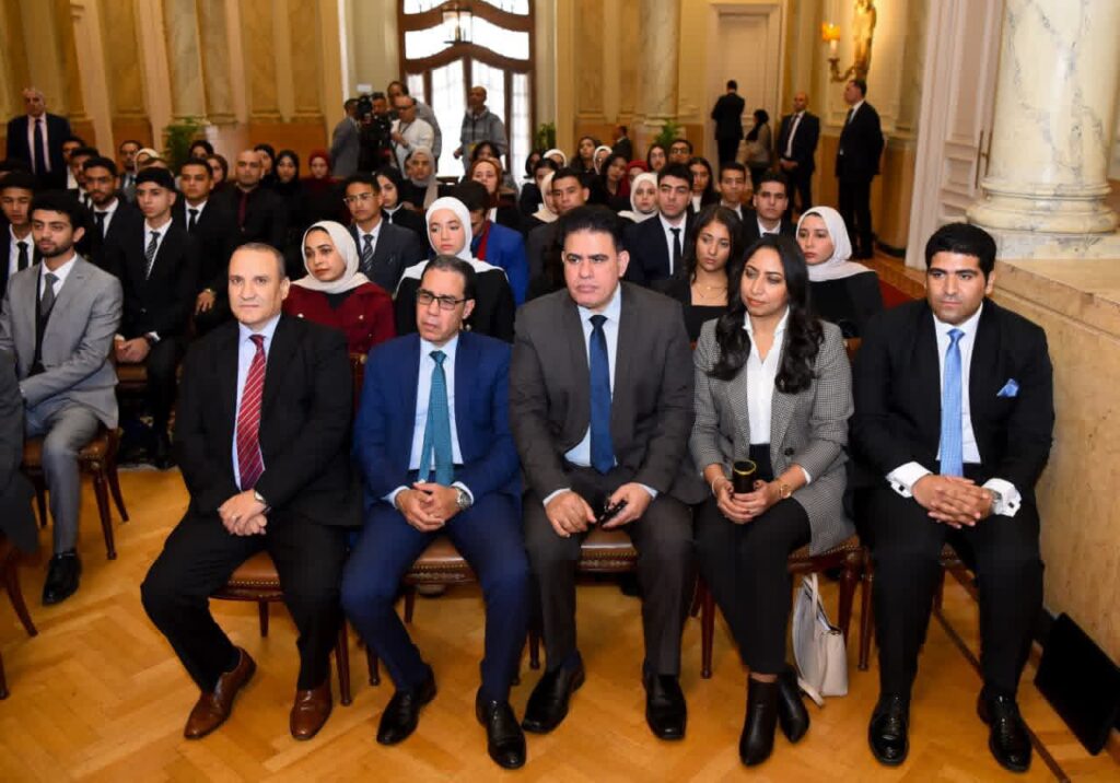 fb_img_17658004662747277107440012199367-1024x716 وزير الخارجية يستقبل طلبة كلية السياسة والاقتصاد بجامعة بني سويف