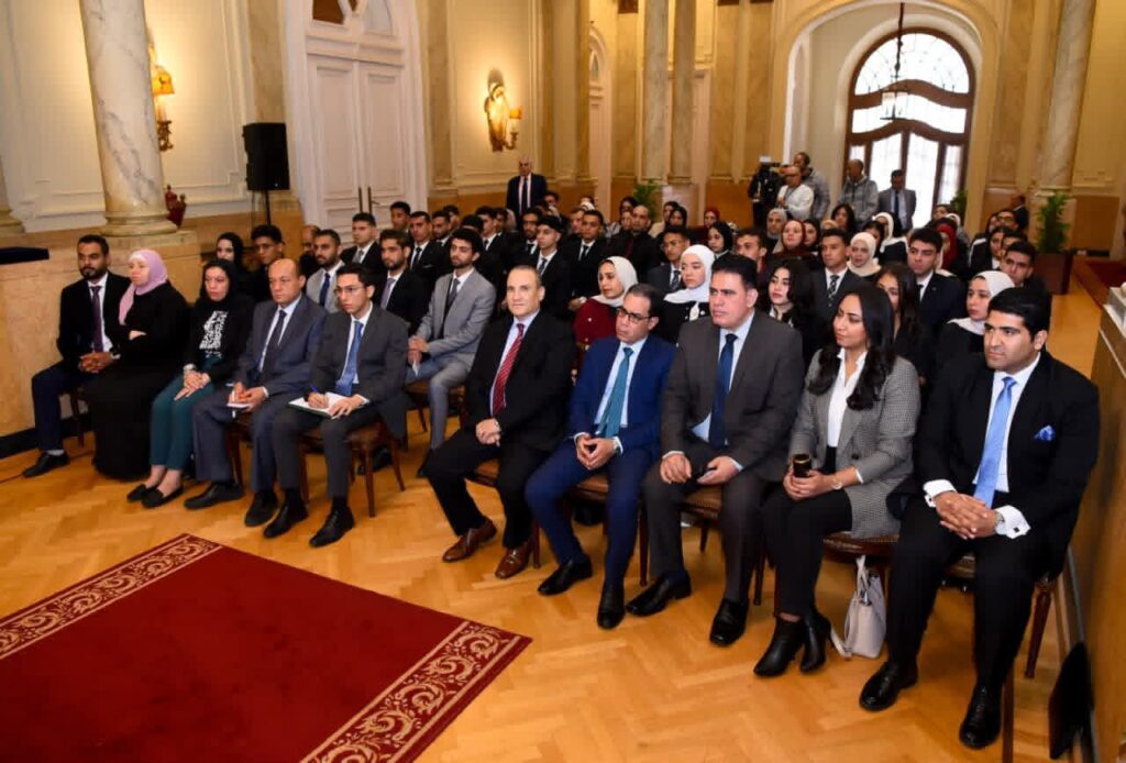 fb_img_17658004687285658856798320338006-1024x694 وزير الخارجية يستقبل طلبة كلية السياسة والاقتصاد بجامعة بني سويف