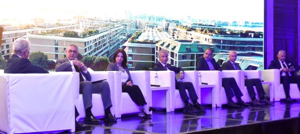 fb_img_17658729811501908584687655786207-1024x458 رئيس هيئة الاستثمار يشارك في مؤتمر التكنولوجيا العقارية والمدن الذكية المستدامة “NeoGen”