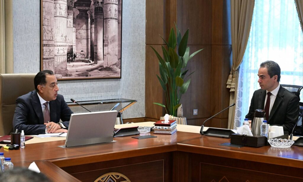 fb_img_17670065204428017480307863015304-1024x614 في اجتماع برئاسته:رئيس الوزراء يُتابع إجراءات رفع كفاءة أداء الهيئات الاقتصادية