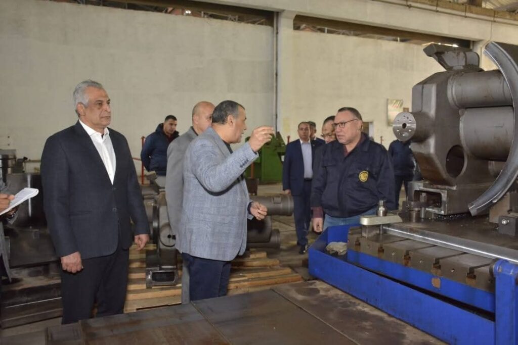 fb_img_17670072527944354226288535161710-1024x683 خلال جولة تفقدية بمصنع 100 الحربي..• وزير الدولة للإنتاج الحربي: "أبو زعبل للصناعات الهندسية" تساهم بمنتجاتها في تعزيز الأمن القومي ودعم الاقتصاد الوطني