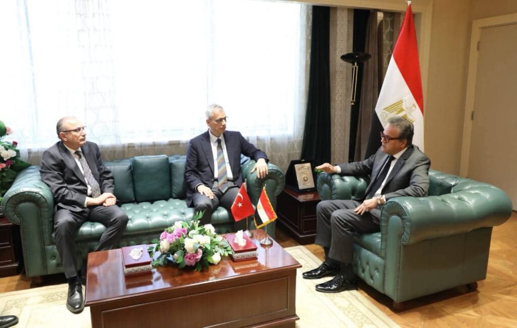fb_img_17670247866496740782113112580205-1024x650 في إطار زيارته الرسمية لتعزيز التعاون بين مصر وتركيا في المجال الصحي..