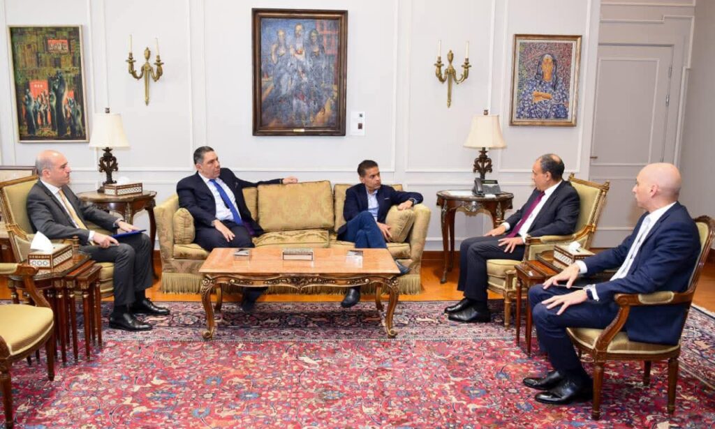 fb_img_17670750639537712041042718015482-1024x615 وزير الخارجية يلتقي الإعلامي الأمريكي "فريد زكريا"
