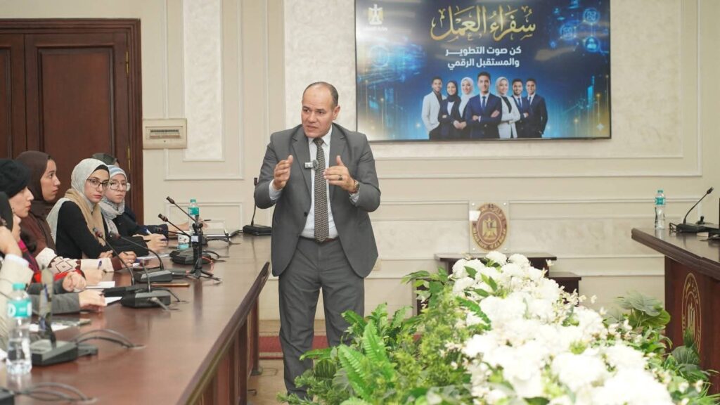 fb_img_17671146716644895316704982798779-1024x576 وزارة العمل تنفذ لليوم الثاني من فعاليات الدفعة الأولى لبرنامج سفراء العمل