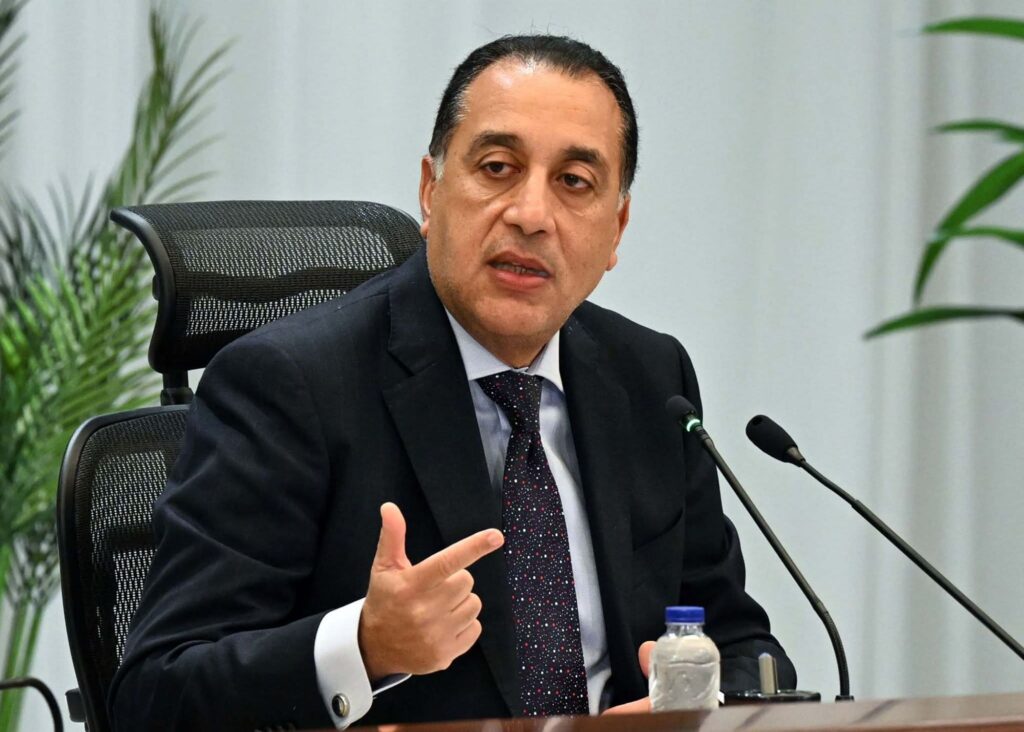 fb_img_17674310563175778824716395455064-1024x732 من بينها مشروعات المبادرة الرئاسية" حياة كريمة":