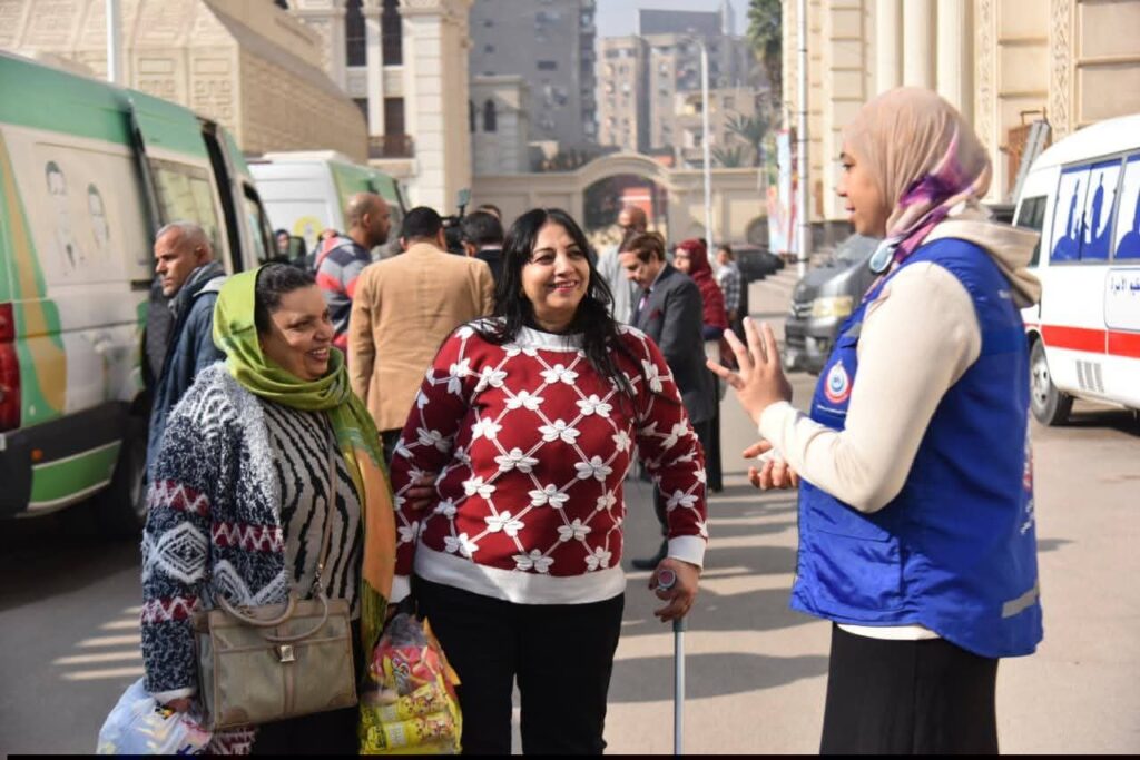 fb_img_17678653420492066705141882111492-1024x683 الصحة: تقديم خدمات طبية وتوعوية لأكثر من 31 ألف مواطن خلال احتفالات عيد الميلاد المجيد