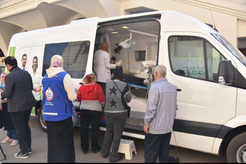 fb_img_1767865343625227036743500642305-1024x683 الصحة: تقديم خدمات طبية وتوعوية لأكثر من 31 ألف مواطن خلال احتفالات عيد الميلاد المجيد
