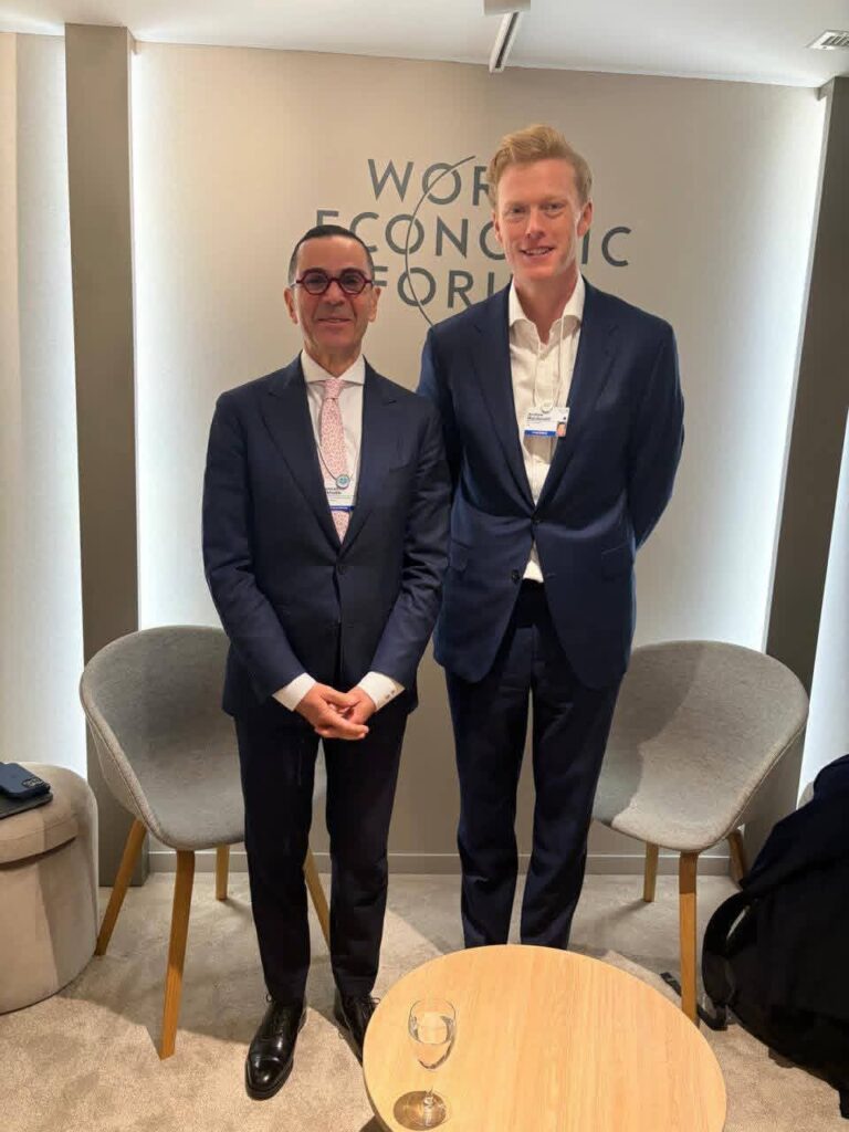 fb_img_17692423305378652308683425093641-768x1024 في ختام مشاركته في منتدى دافوس الاقتصادي العالمي بسويسرا