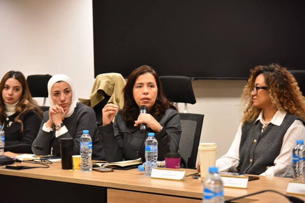 fb_img_17692439886252080827468993740536-1024x683 نائب وزير الصحة تبحث تطوير المرحلة الثانية من مشروع «مركز الخدمة المجمعة» لدعم النساء والفتيات