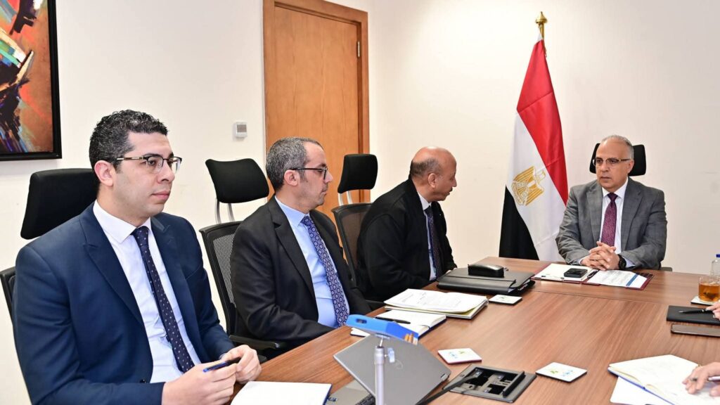 fb_img_17702782508341120724926263622468-1024x576 الدكتور سويلم يستعرض مقترحات تطوير "مركز التنبؤ بالفيضان في أعالى النيل بقطاع مياه النيل" و"مركز التنبؤ بالفيضان بقطاع الإدارة الاستراتيجية"