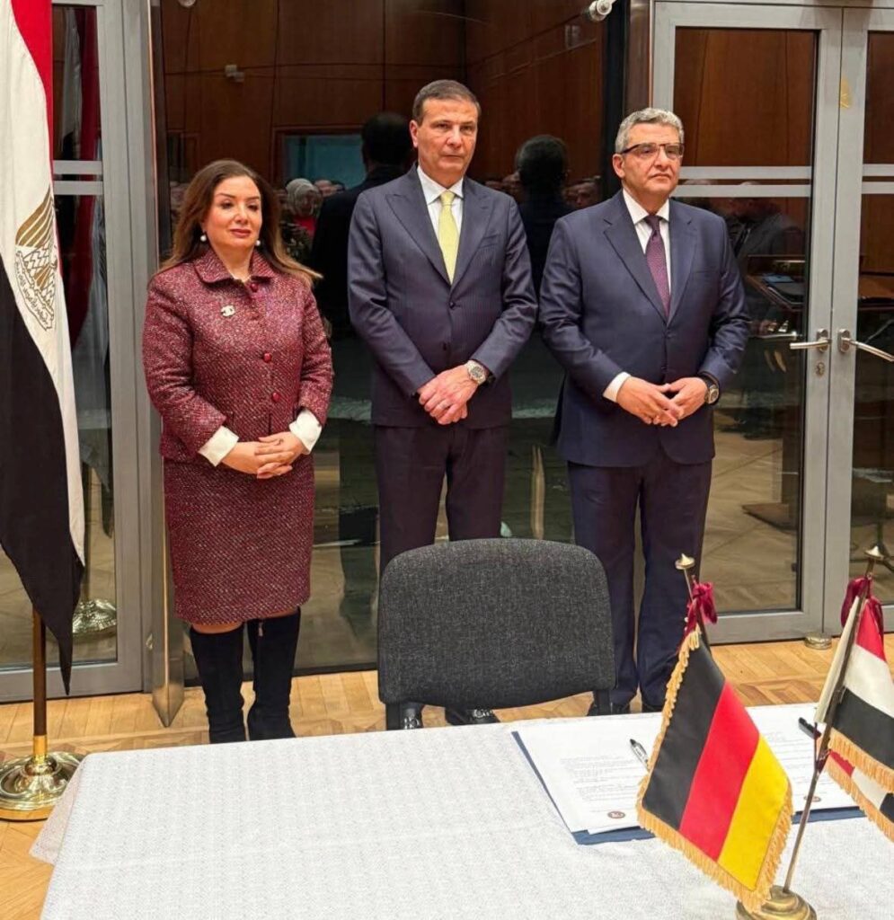 fb_img_17702788295988095763149628915306-995x1024 وزير الزراعة يشهد تدشين أعمال مجلس الصادرات والأعمال المصرية في شمال ألمانيا بالقنصلية العامة في هامبورج برعاية السفير المصري في برلين