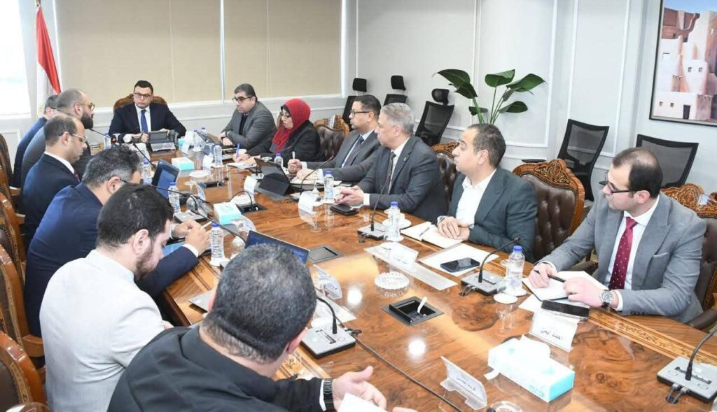 fb_img_17702983458753751400111635357096-1024x589 وزير الإسكان يتابع الإجراءات المتخذة لتدشين منصة تصدير العقار