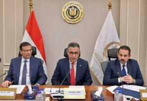 fb_img_17705534639973297579582833117237-300x206 الدكتور شريف فاروق والسيد/ علاء فاروق والدكتور بهاء الغنام يعلنوا عن اتفاق ثلاثي لاستيراد دواجن مجمدة وطرحها بالمنافذ قبل شهر رمضان لتعزيز المعروض وضبط الأسواق