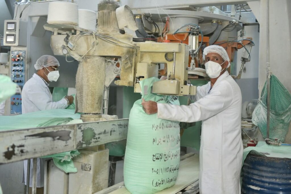 fb_img_17705604873992353638226997950254-1024x682 الدكتور شريف فاروق وزير التموين والتجارة الداخلية والفريق أحمد خالد محافظ الإسكندرية يفتتحان عددًا من المشروعات التموينية بالمحافظة لتعزيز منظومة الأمن الغذائي .