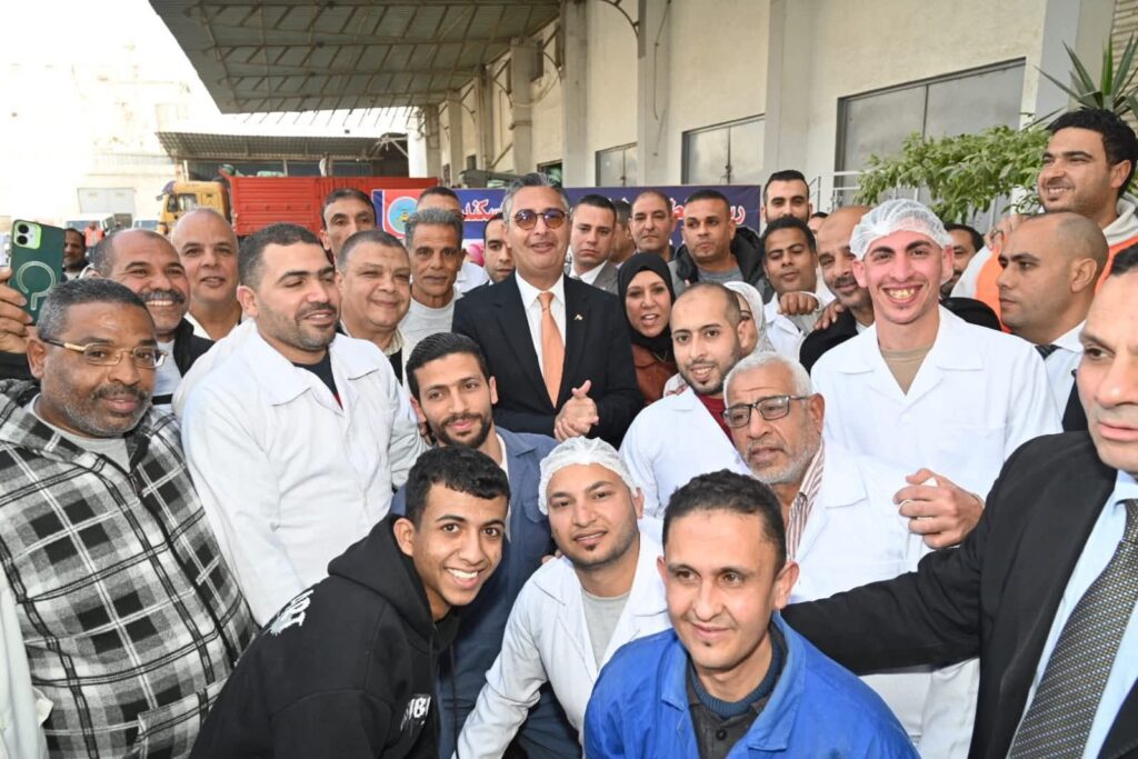 fb_img_17705605052773153743939024507676-1024x683 الدكتور شريف فاروق وزير التموين والتجارة الداخلية والفريق أحمد خالد محافظ الإسكندرية يفتتحان عددًا من المشروعات التموينية بالمحافظة لتعزيز منظومة الأمن الغذائي .