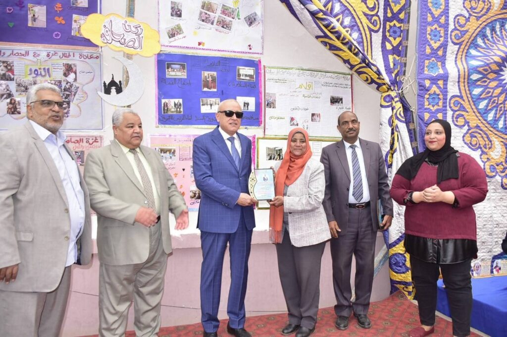 fb_img_1771326102741197150353315565003-1024x682 محافظ الأقصر يفتتح&nbsp; فعاليات مهرجان "إبداع بلا حدود" بمدرسة سيدي أبو الحجاج الابتدائية