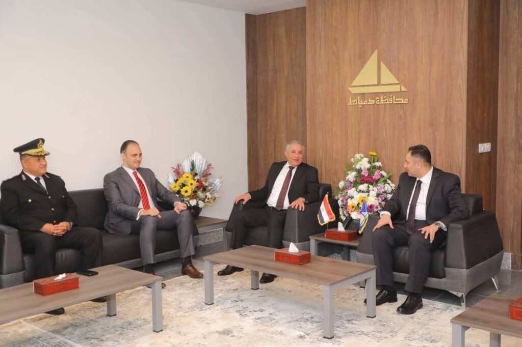 fb_img_17714170662087893237223845375081-1024x682 محافظ دمياط يستقبل مدير الأمن ويتلقى التهنئة بتوليه مهام عمله