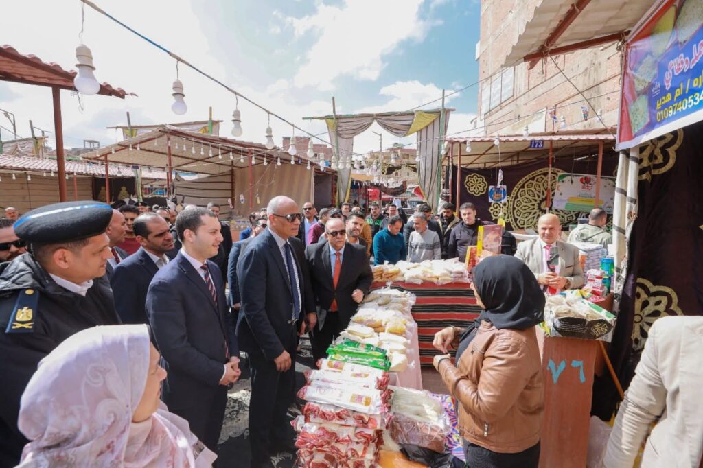 fb_img_17715113002707002757815714176170-1024x682 محافظ كفرالشيخ يتفقد معرض «أهلًا رمضان» للسلع الغذائية والاستهلاكية بتخفيضات من 10 لـ 30% .. لتلبية احتياجات أهالينا وتخفيف الأعباء المعيشية عنهم