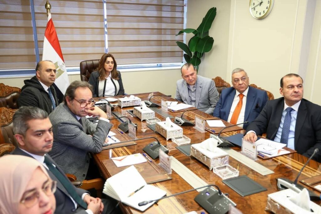 fb_img_1771588338170600649322818898920-1024x682 لمراجعة خطط وملفات العمل وتحقيق التكامل في التنفيذ المحلي وإدماج الاعتبارات البيئية