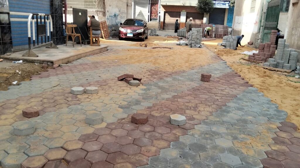 fb_img_17716771775352197363715339622812-1024x576 محافظ كفرالشيخ يتابع أعمال تركيب الانترلوك بسيدي سالم ضمن مشروعات الخطة الاستثمارية