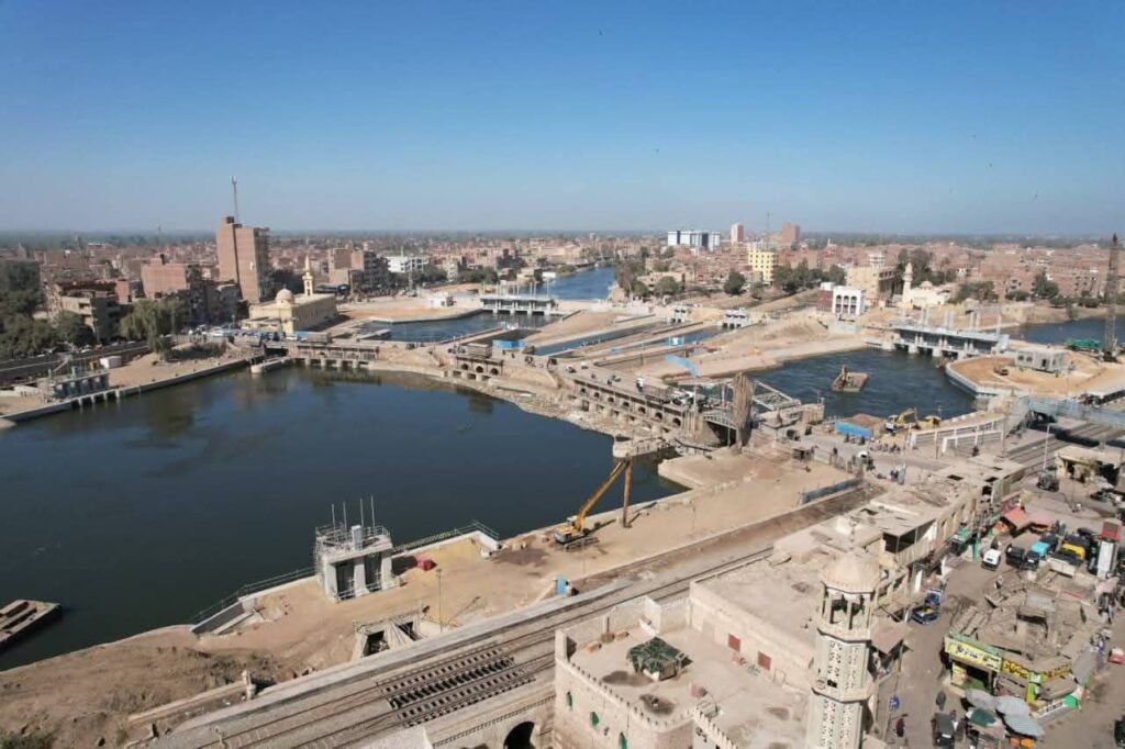 fb_img_17717489735643271713732486986040-1024x682 الدكتور سويلم يتابع موقف الترتيبات النهائية لتشغيل مجموعة قناطر ديروط الجديدة، لتحسين عملية الري في ١.٦٠ مليون فدان بالصعيد