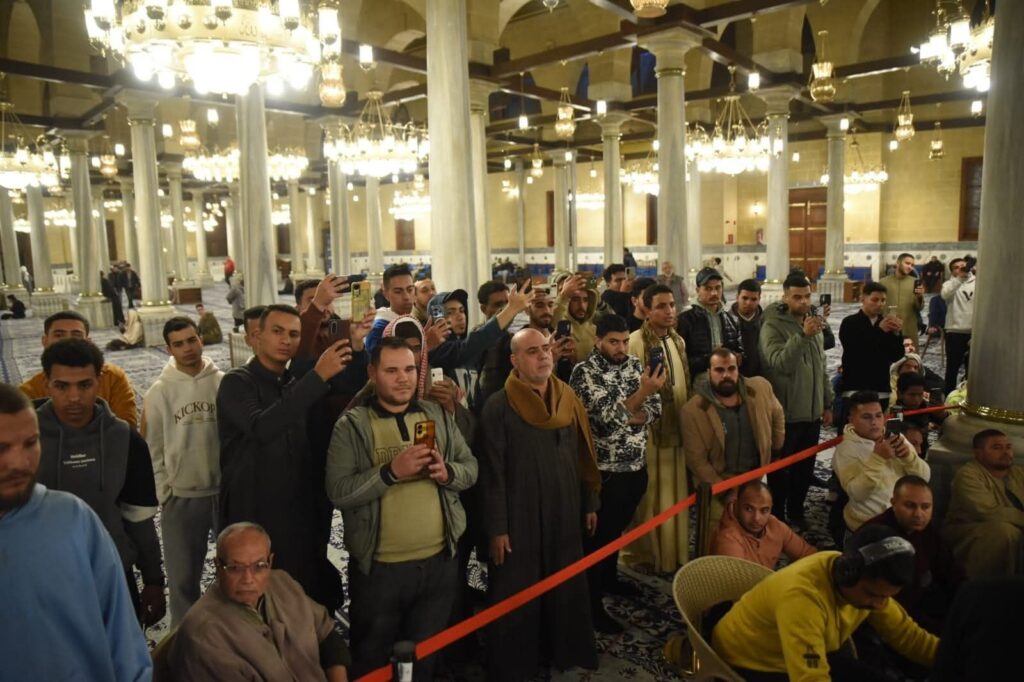 fb_img_1771749411432665010429893731096-1024x682 الأمين العام للمجلس الأعلى للشئون الإسلامية ضيفًا على بودكاست «ملتقى الفكر الإسلامي» في ثوبه الجديد بمسجد الإمام الحسين