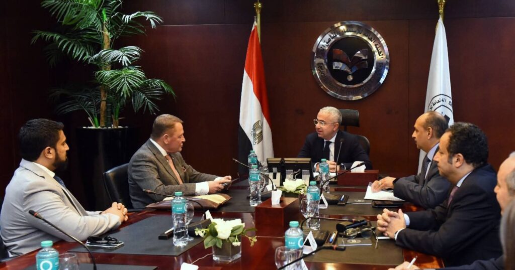 fb_img_17720991000521231639250827392510-1024x538 الهيئة العامة للاستثمار والمناطق الحرة وشركة جارديان جلاس يبحثان خطط توسع الشركة في مصر