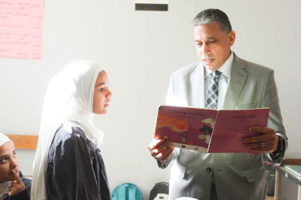 img-20260215-wa00058841685559278820745-1024x682 عطية" يتابع تسليم الكتب الدراسية ميدانياً ويشدد على حل مشاكل المدارس