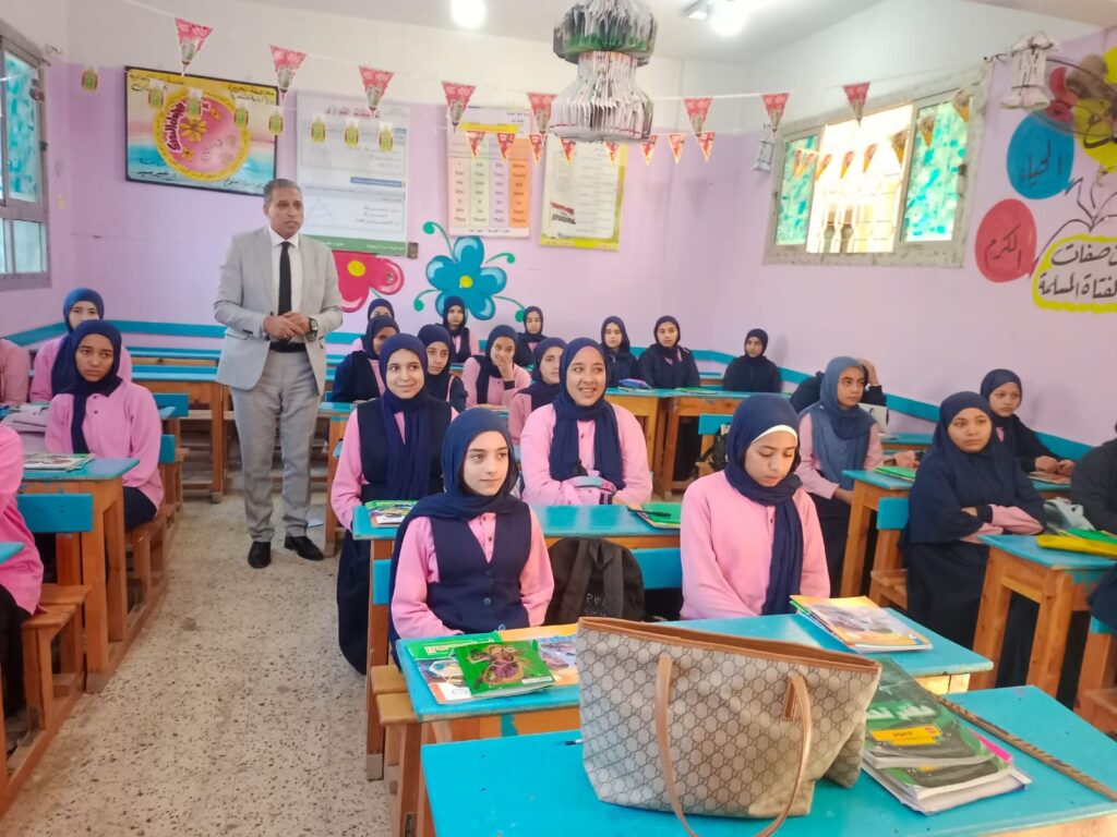 img-20260219-wa00102421365602773053471-1024x768 في أول أيام شهر رمضان الكريم… كثافة طلابية مرتفعة وانتظام التقييمات داخل مدارس كرداسة