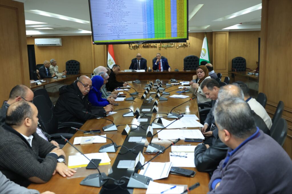 img-20260222-wa00377994357114990809249-1024x683 في أولى لقاءاته لمتابعة نسب تنفيذ الخطة الاستثمارية للعام المالي 2025 / 2026