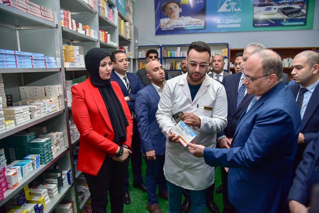 fb_img_17726380635454579099803888952574-1024x683 رئيس هيئة الدواء المصرية يطلق المرحلة الأولى من منظومة التتبع الدوائي بصيدلية إسعاف الجيزة