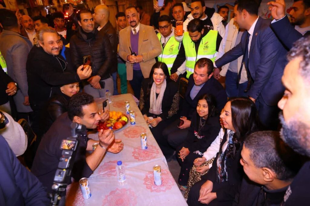 fb_img_17726991300392381068968791047507-1024x682 وزيرة التضامن الاجتماعي تتفقد الاستعدادات النهائية لإفطار المطرية.. وتعلن تدشين مؤسسة شباب 15 رمضان.. والأهالي يتوجهون بالشكر للسيد رئيس الجمهورية