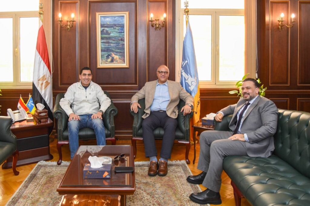 fb_img_17727043766366872078598548872991-1024x682 ي أولي جولاته التفقدية.. وزير الشباب والرياضة يلتقي محافظ الإسكندرية بالديوان العام