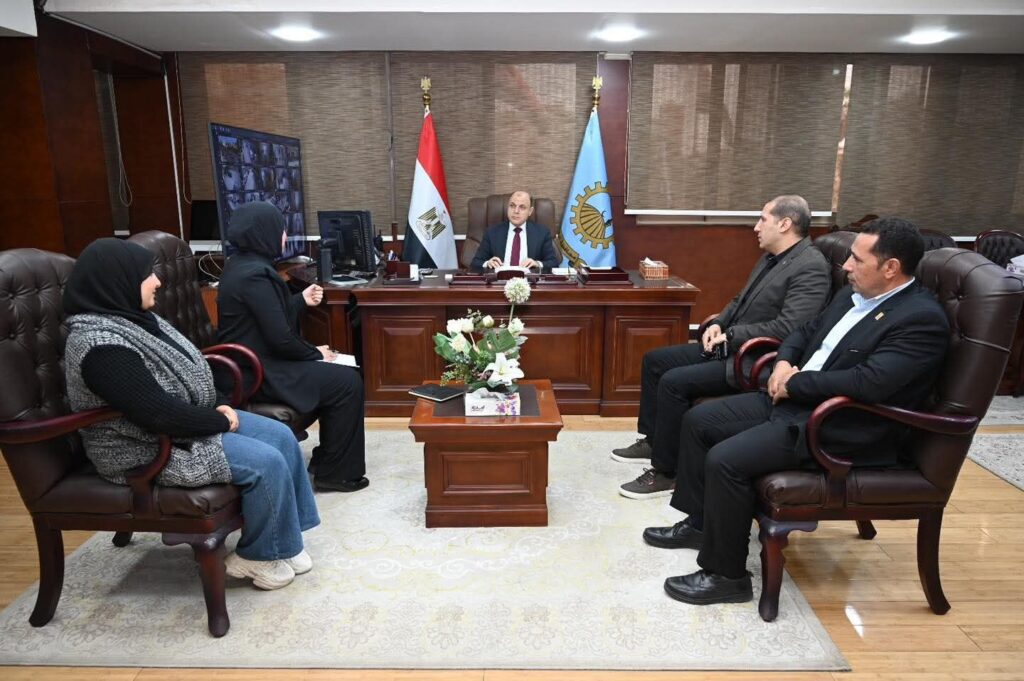 fb_img_17727352438232885230420794064858-1024x681 محافظ الغربية يستقبل وفد مؤسسة حياة كريمة ويؤكد: استمرار التعاون لدعم الأسر الأولى بالرعاية وتعزيز جهود التنمية المجتمعية بالمحافظة