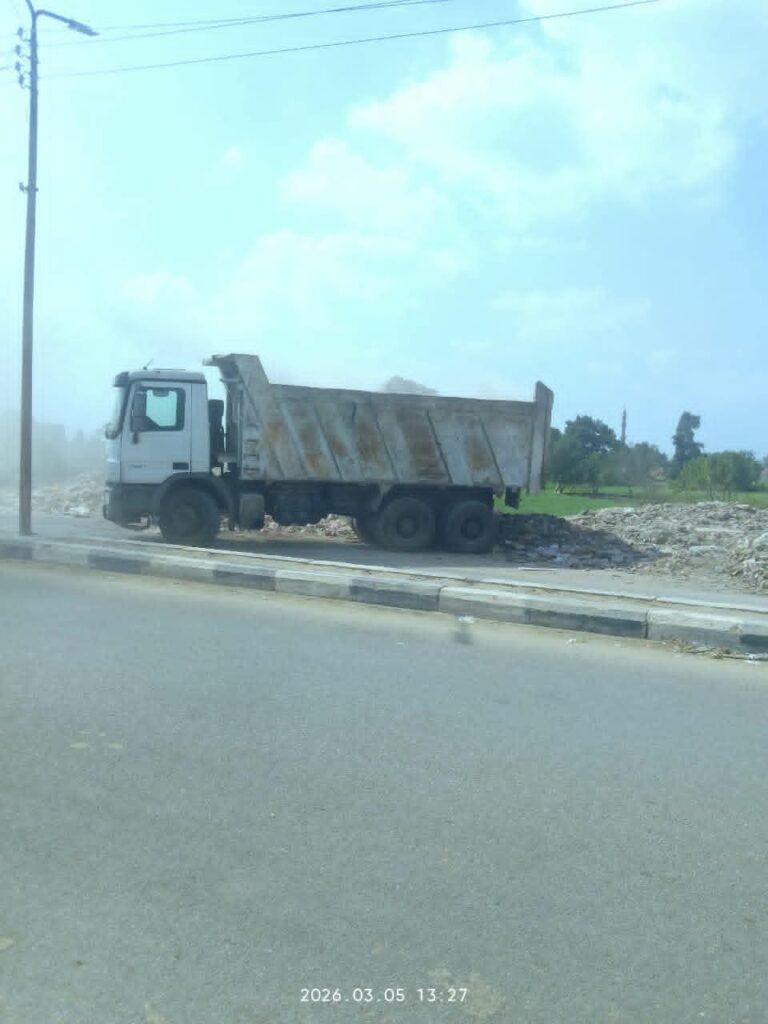 fb_img_17727461694638809783088012179987-768x1024 محافظ الغربية يتابع لليوم الثاني على التوالي الحملة المكبرة لإزالة بؤر تجمعات القمامة في حي أول طنطا.. رفع أكثر من 300 طن مخلفات واستعادة المظهر الحضاري للشوارع