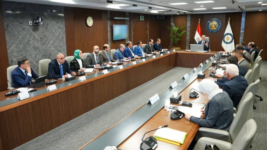 fb_img_17727872259636250780056539198560-1024x575 وزير البترول والثروة المعدنية: برنامج لتعظيم الاستفادة من موارد حقل ظهر بالتعاون مع شركاء الاستثمار