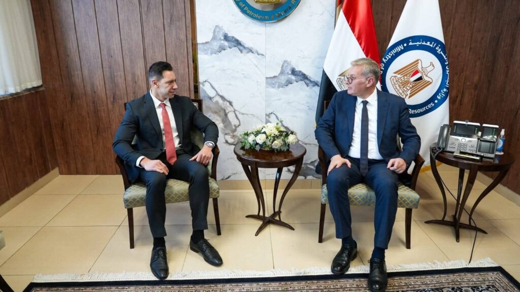 fb_img_17728729161924869490900860436843-1024x575 وزير البترول والثروة المعدنية يبحث مع شركة هاربر إنرجي تطورات زيادة إنتاج الغاز في حقل دسوق