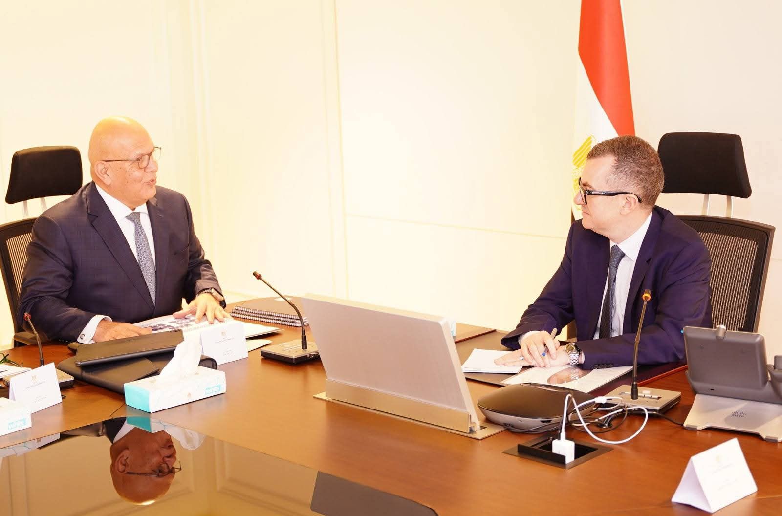 وزير التخطيط والتنمية الاقتصادية يوجه بإعادة توجيه استثمارات “بنك الاستثمار القومي” و“إن آي كابيتال” لتعظيم أثر التنمية وتمويل البنية التحتية ودعم الشركات الناشئة