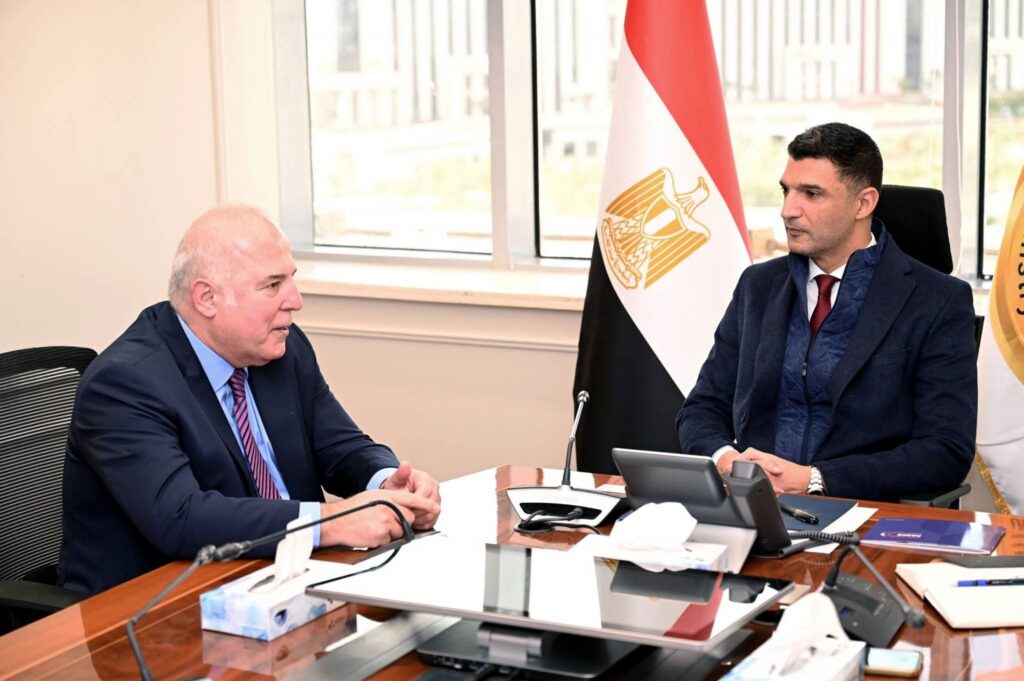 fb_img_17728769833913558308969939526156-1024x681 وزير الصناعة يبحث مع شركة بولاريس للتطوير الصناعي خطط التوسع بالمناطق الصناعية وجذب استثمارات جديدة