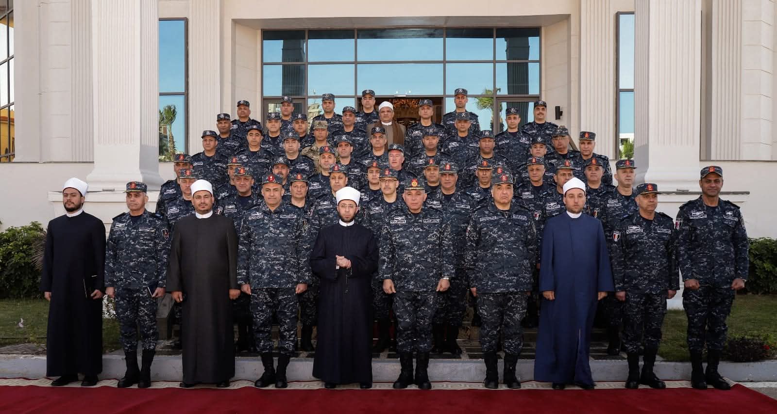 المتحدث_العسكرى : بحضور وزير الأوقاف القوات البحرية تنظم ندوة دينية بالتزامن مع شهر رمضان المبارك