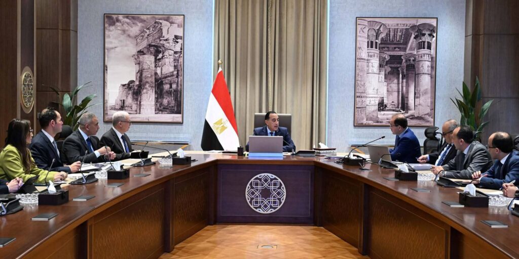 fb_img_17729837487016521720011275356010-1024x512 رئيس الوزراء يستعرض التقديرات الأولية لمشروع موازنة العام المالي 2026/2027