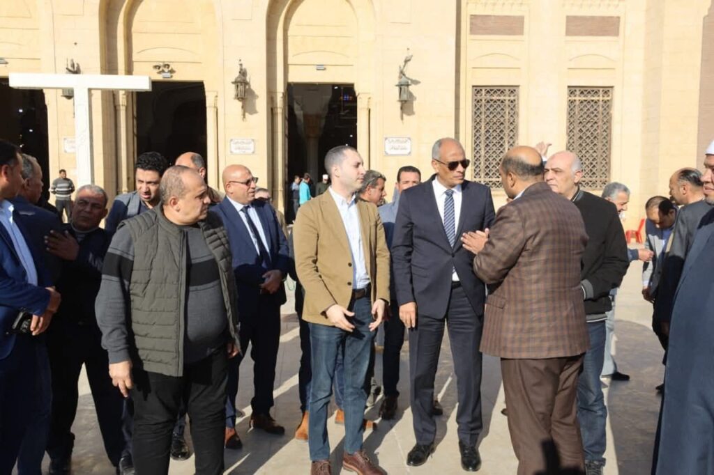 fb_img_17729840782415087132012998310517-1024x682 محافظ كفرالشيخ يتفقد أعمال مشروع تطوير المرحلة الثانية من الميدان الإبراهيمي بمدينة دسوق