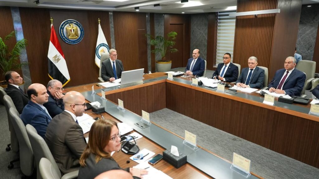 fb_img_17729843668667015628009333964897-1024x575 خلال الجمعية العامة لشركة إيثيدكو.. وزير البترول والثروة المعدنية يشيد بمنتجات الشركة ويؤكد قدرتها على المنافسة عالميًا