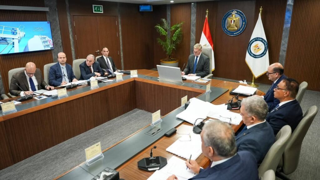 fb_img_17729843693331407377473789412576-1024x575 خلال الجمعية العامة لشركة إيثيدكو.. وزير البترول والثروة المعدنية يشيد بمنتجات الشركة ويؤكد قدرتها على المنافسة عالميًا