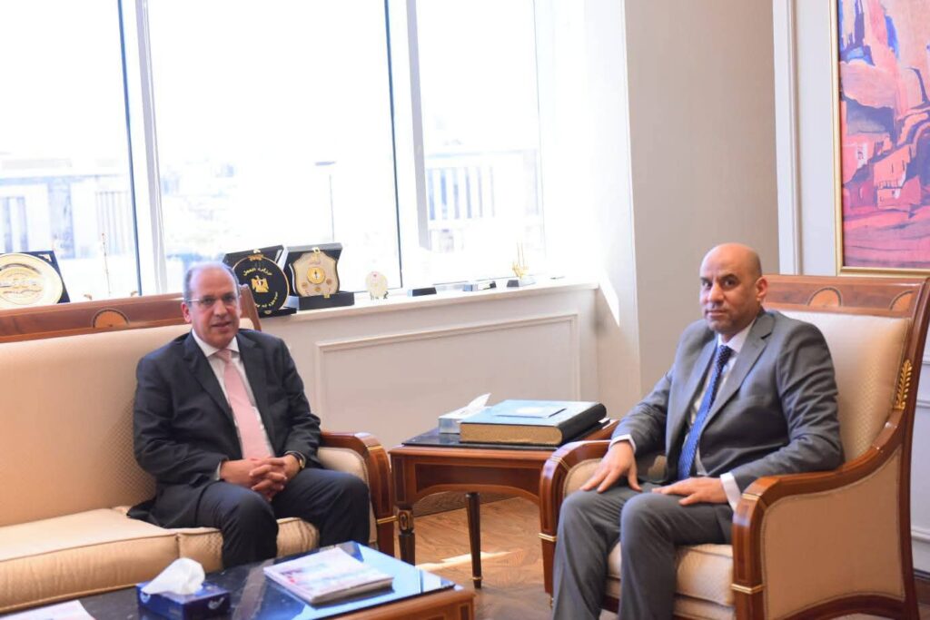 fb_img_17731378893321860188172462822627-1024x683 تنفيذًا لتوجيهات فخامة الرئيس السيسي:النجاح الحقيقي لا يقتصر على تخريج شباب جدد فقط بل في تأهيلهم و توفير فرص عمل لهم…