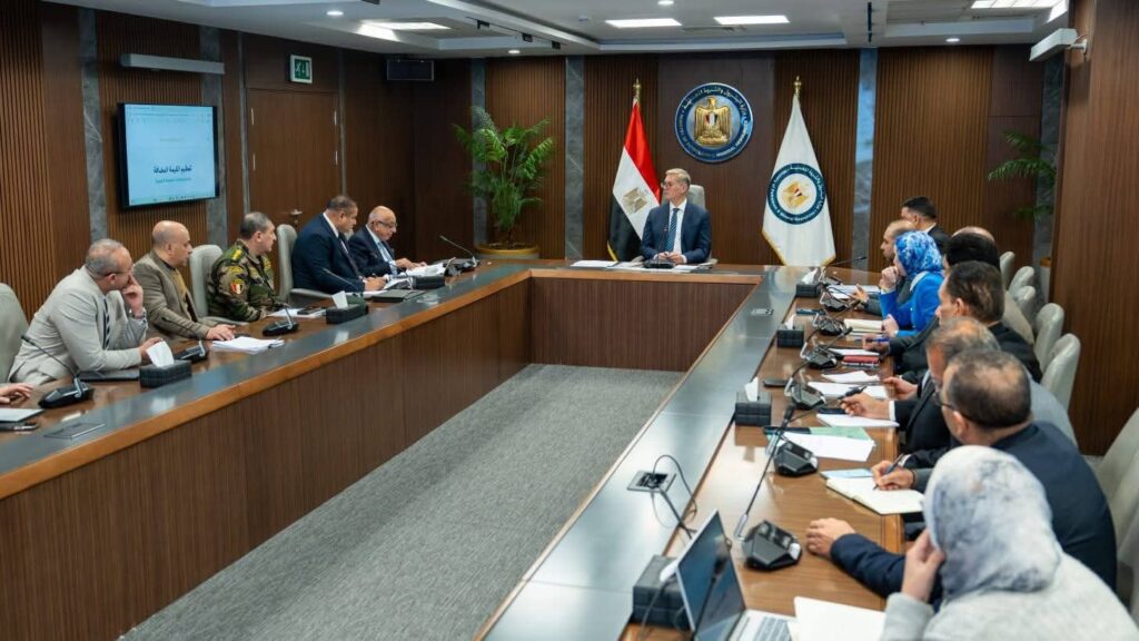 fb_img_17732198986566122082607134776013-1024x576 عقب موافقة مجلس الوزراء.. وزير البترول والثروة المعدنية يبحث تنفيذ المسح الجوي الشامل للمعادن في مصر