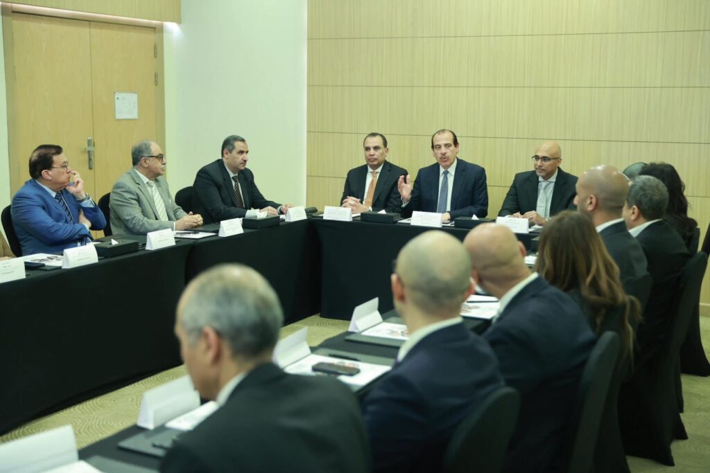 fb_img_17732249316214744743350910053498-1024x683 وزارة الصحة تعقد الاجتماع الأول للتحالف المصري لمصنعي اللقاحات لبحث توطين الصناعة وتحويل مصر لمركز إقليمي