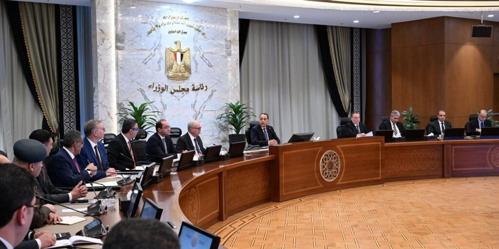 fb_img_17732445031402753254078648843815-1024x512 رئيس الوزراء يترأس اجتماع لجنة إدارة الأزمات المركزية