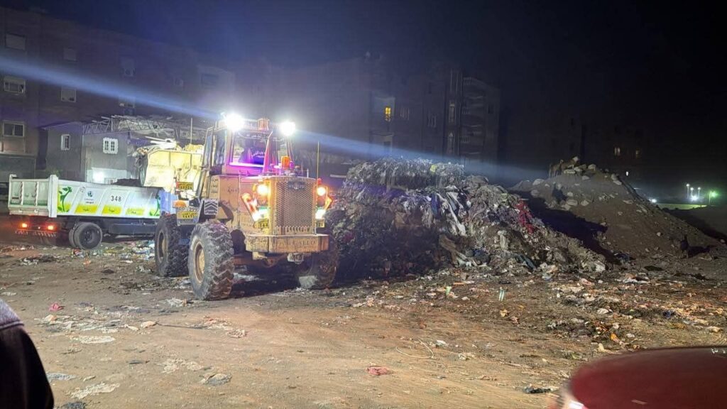 fb_img_17732576069236066056112217368519-1024x576 حملات نظافة استجابة لشكاوى المواطنين بمنطقة كفر الجبل بالجيزة  بالتعاون مع هيئة النظافة والتجميل وشركة " انفيروماستر